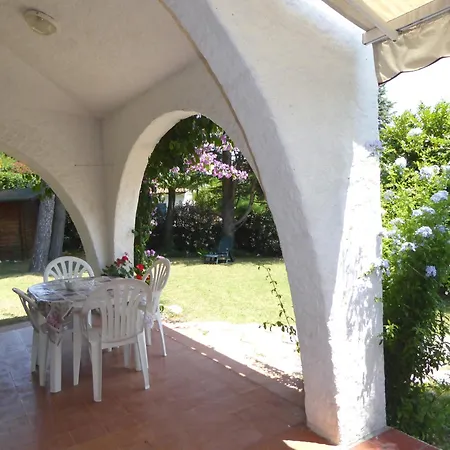 197 - A Schiera Trilocale Al Taunus, Con Portico E Ampio Giardino Di Mq 400 - Climatizzata *