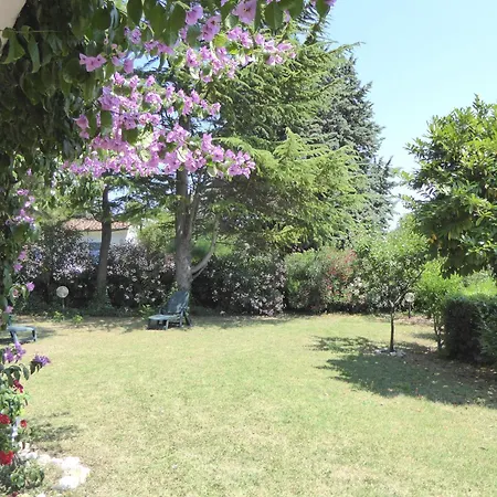 197 - A Schiera Trilocale Al Taunus, Con Portico E Ampio Giardino Di Mq 400 - Climatizzata Inclusa Numana