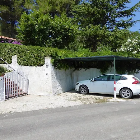 197 - A Schiera Trilocale Al Taunus, Con Portico E Ampio Giardino Di Mq 400 - Climatizzata Inclusa Appartement