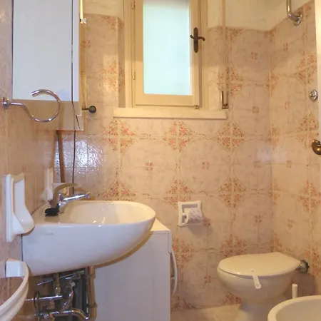 197 - A Schiera Trilocale Al Taunus, Con Portico E Ampio Giardino Di Mq 400 - Climatizzata 아파트 누마나